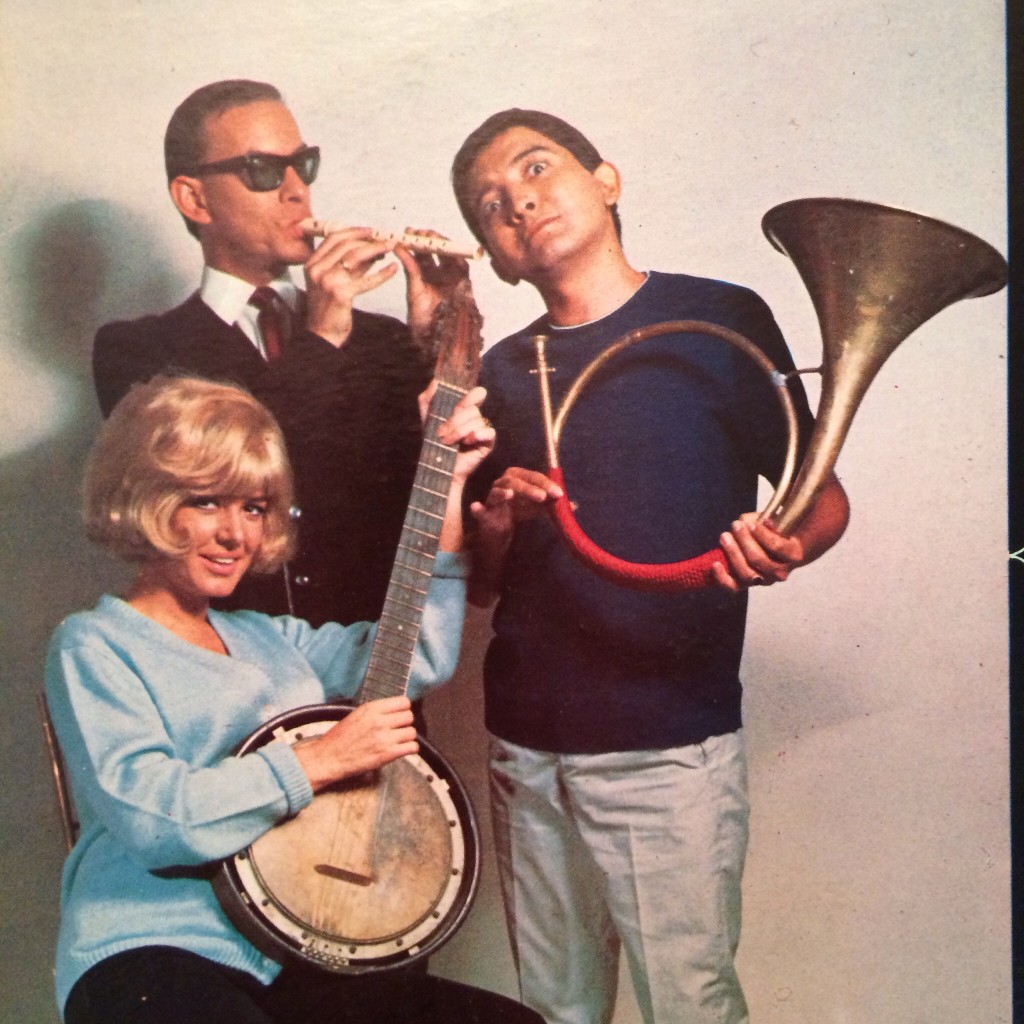 Hilarious 60s cover. Psycho horn player. Why does it remind of Suicidal Tendencies